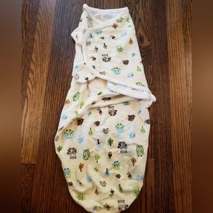 SwaddleMe velcro swaddle
